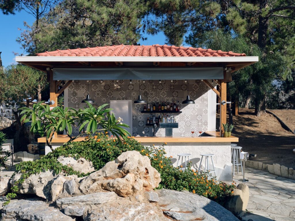 pool bar