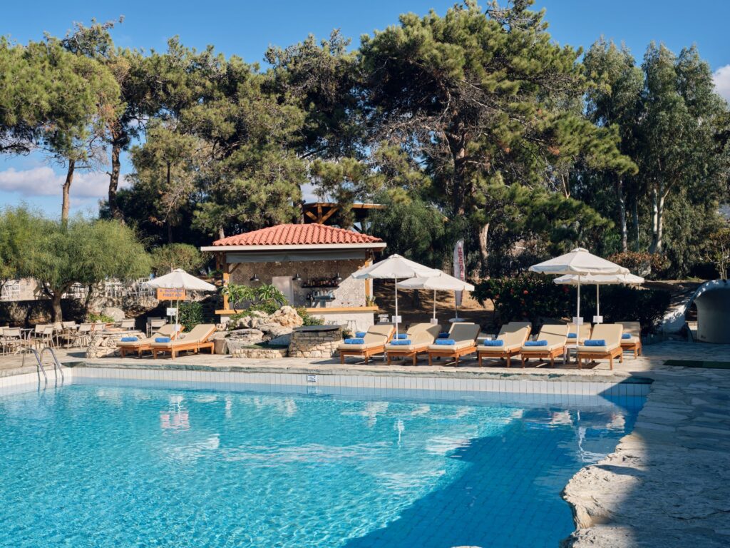 pool bar