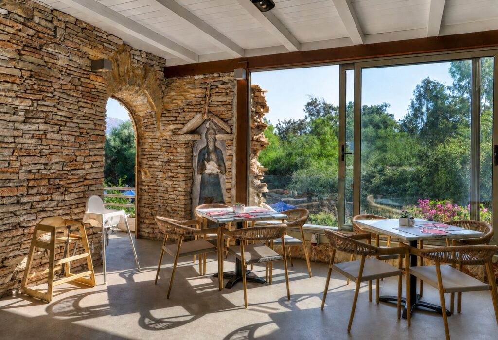 sitia beach main restaurant