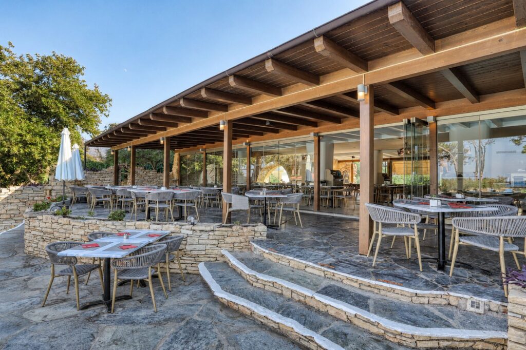 sitia beach main restaurant