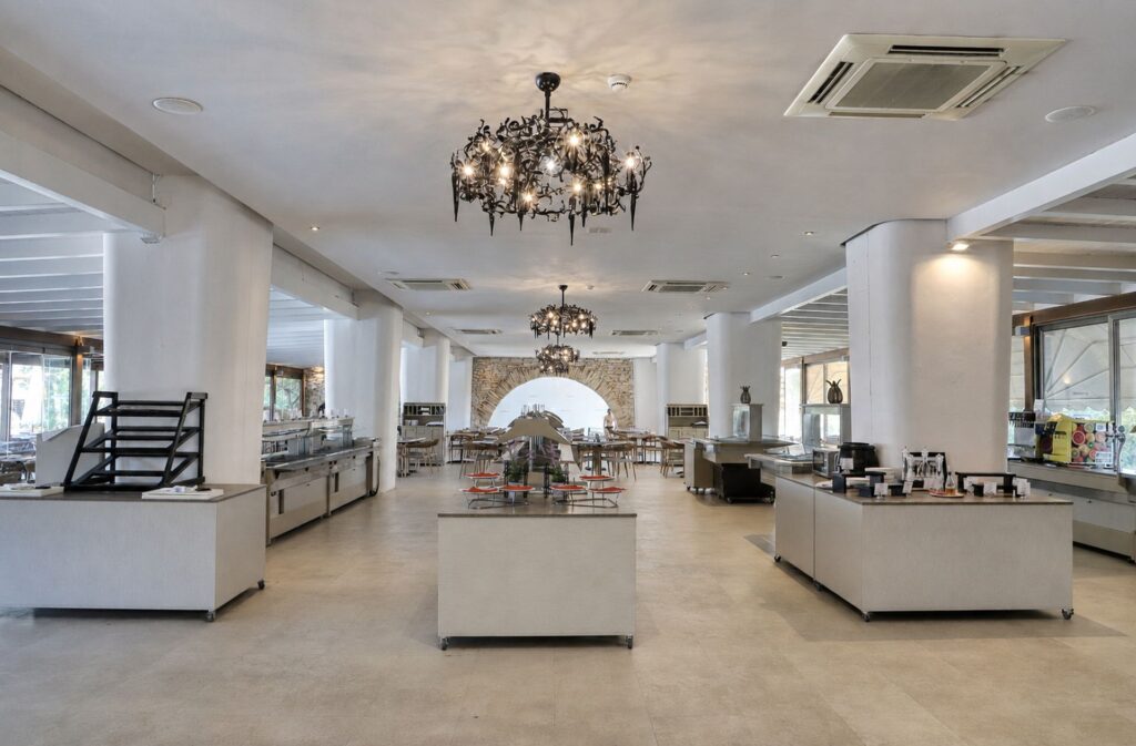 sitia beach main restaurant